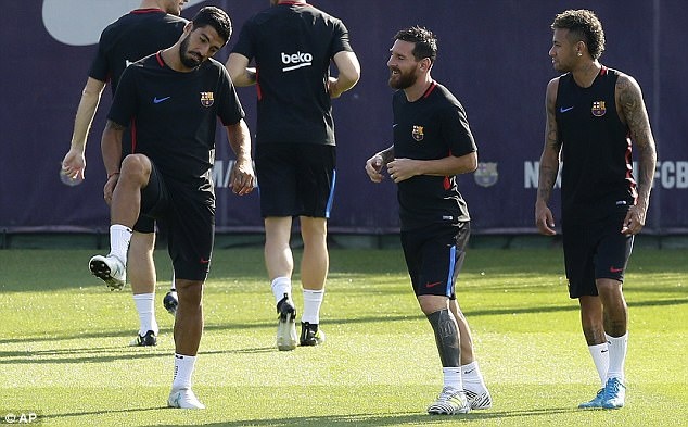 Messi tro lai tap luyen anh 2