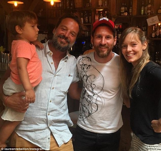 Messi vui chơi bên gia đình ảnh 5 Messi vui choi ben gia dinh anh 5