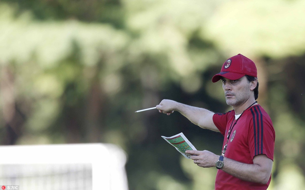 Doi bong Milan tap boxing ren the luc anh 9