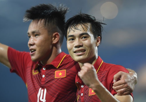 U22 VN vs Ngoi sao K.League (1-0): Van Toan ghi ban hinh anh