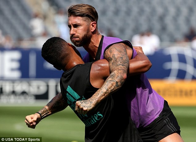 Bale roi san tap do chan thuong anh 3