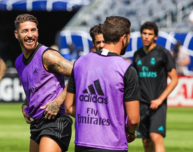 Bale roi san tap do chan thuong anh 5