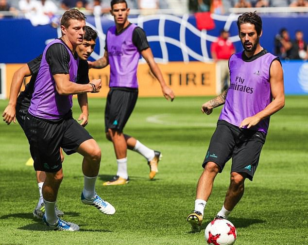 Bale roi san tap do chan thuong anh 6