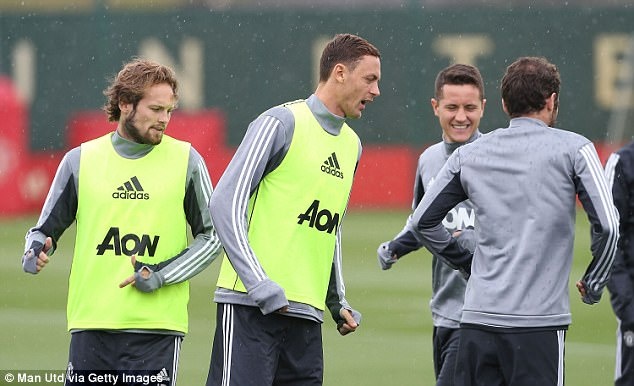 Matic mừng sinh nhật bên gia đình ảnh 7 Matic mung sinh nhat ben gia dinh anh 7