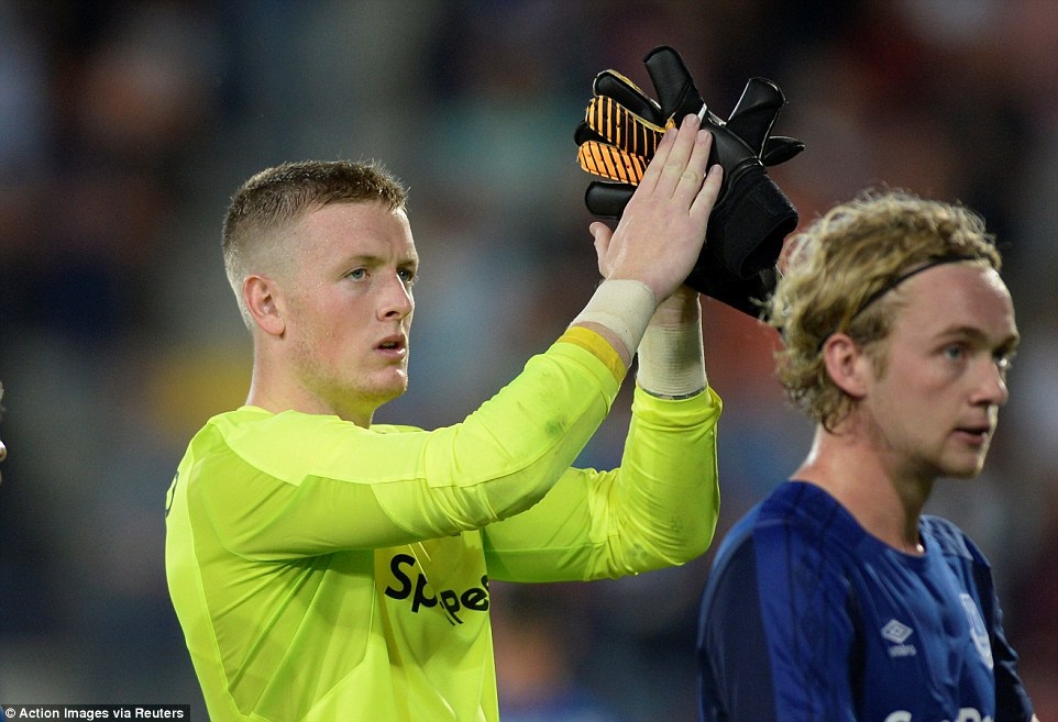 Rooney cung Everton da play-off Europa League anh 3