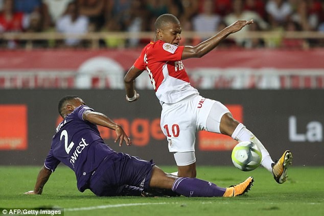 Mbappe dính chấn thương ở mùa giải mới ảnh 2 Mbappe dinh chan thuong o mua giai moi anh 2