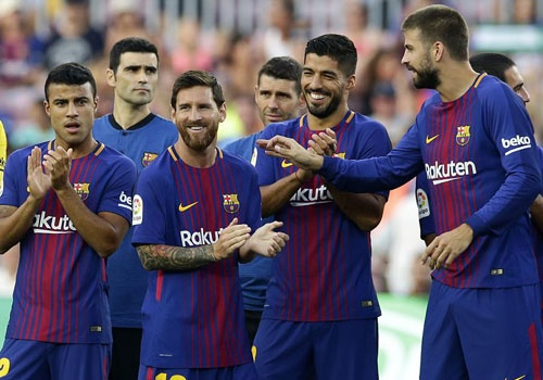 Barca tao nen tran dau cam xuc voi Chapecoense hinh anh