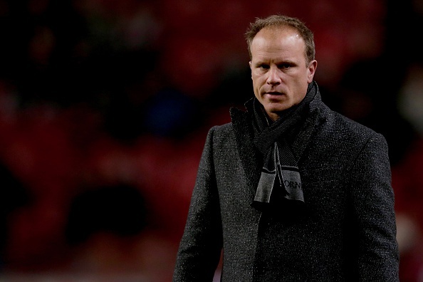 Bergkamp nhan giai ban dep nhat Premier League anh 5