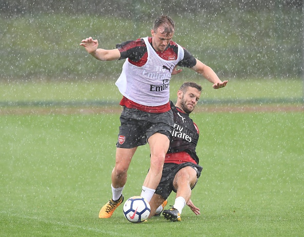 Sanchez vui vẻ tập luyện cùng đồng đội ảnh 7 Sanchez vui ve tap luyen cung dong doi anh 7