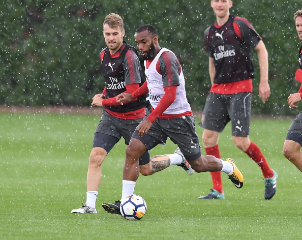 Sanchez vui vẻ tập luyện cùng đồng đội ảnh 8 Sanchez vui ve tap luyen cung dong doi anh 8