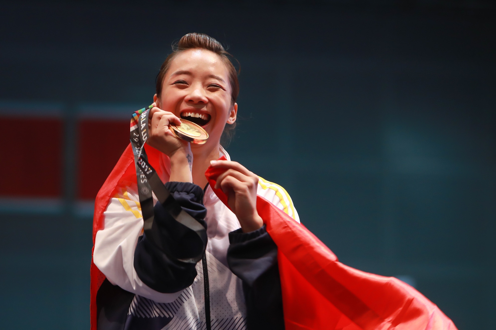 Thuy Vi gianh HCV quy gia cho doan the thao Viet Nam hinh anh