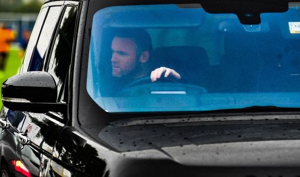 Rooney khiến HLV Everton tức giận  ảnh 1 Rooney khien HLV Everton tuc gian anh 1