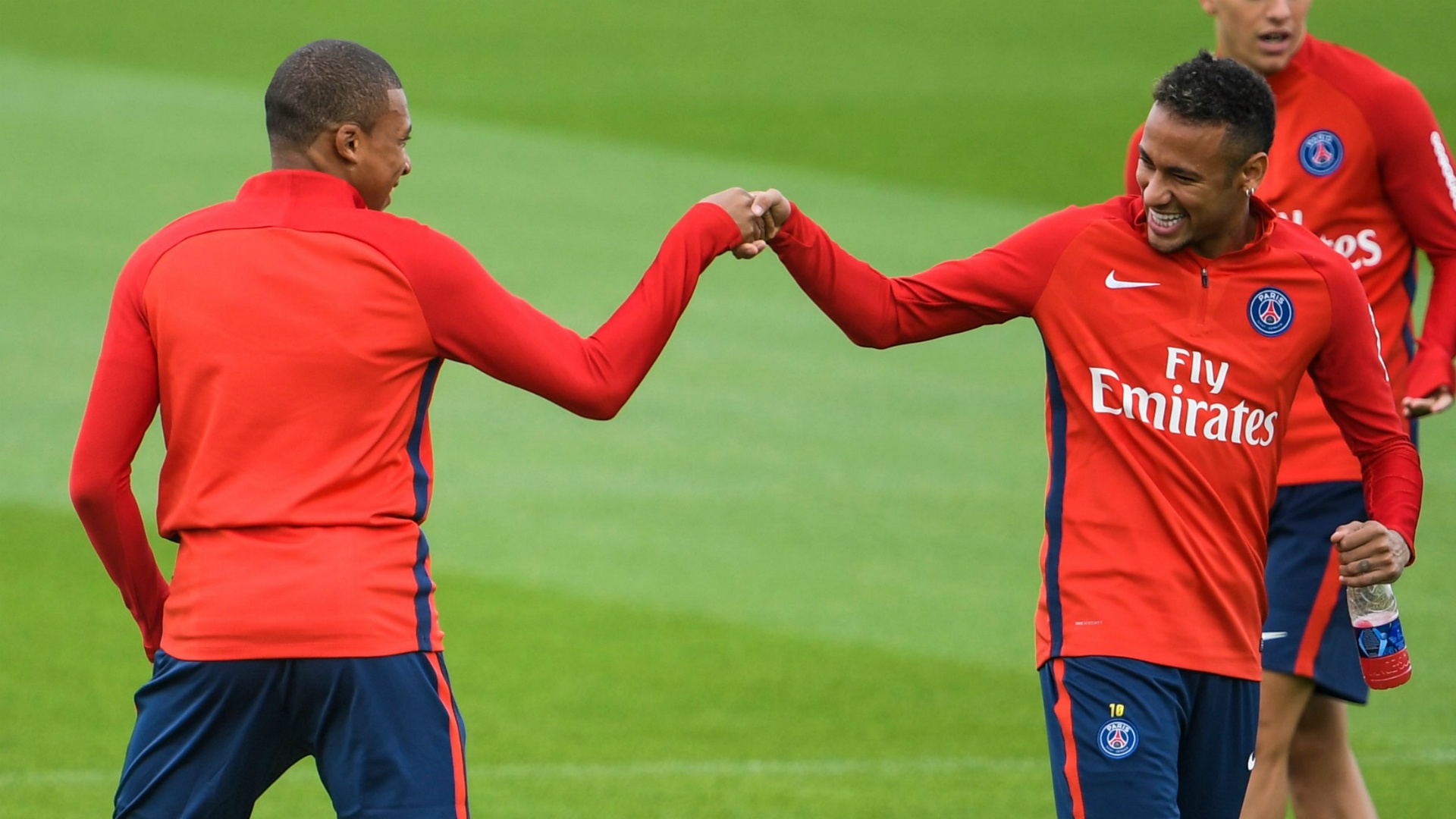 Mbappe sẵn sàng hỗ trợ Neymar ảnh 1 Mbappe san sang ho tro Neymar anh 1