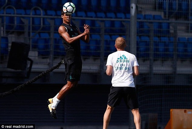 Zidane có thử thách mới cho Ronaldo ảnh 5 Zidane co thu thach moi cho Ronaldo anh 5