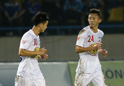 HAGL thang CLB Quang Ninh 4-2 trong tran Ngoc Quang lap cu dup hinh anh