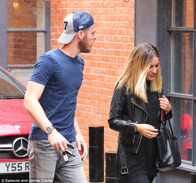 De Gea đưa bạn gái đi ăn ảnh 2 De Gea dua ban gai di an anh 2