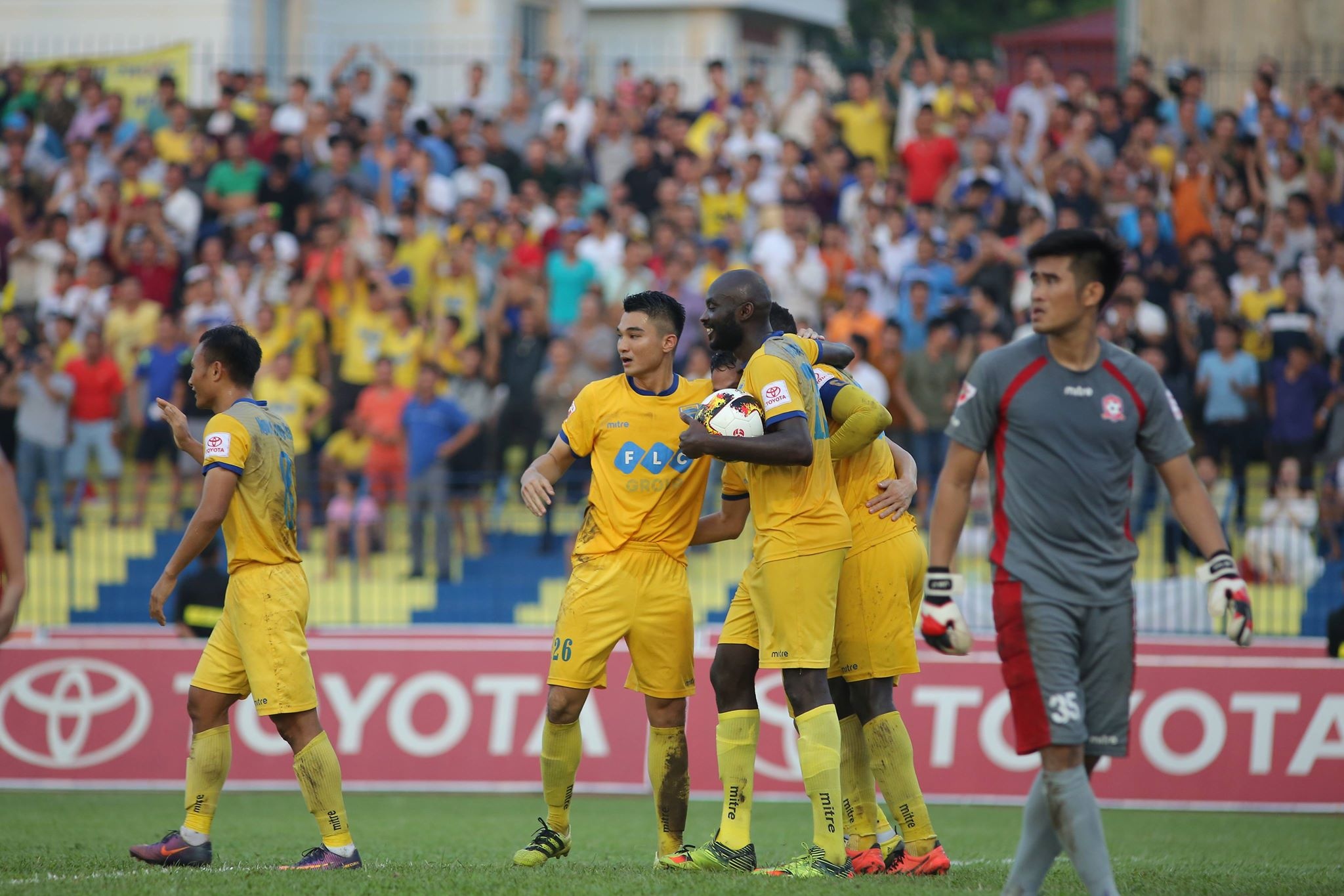 Trận CLB Thanh Hóa vs CLB Hải Phòng ảnh 1 Tran CLB Thanh Hoa vs CLB Hai Phong anh 1