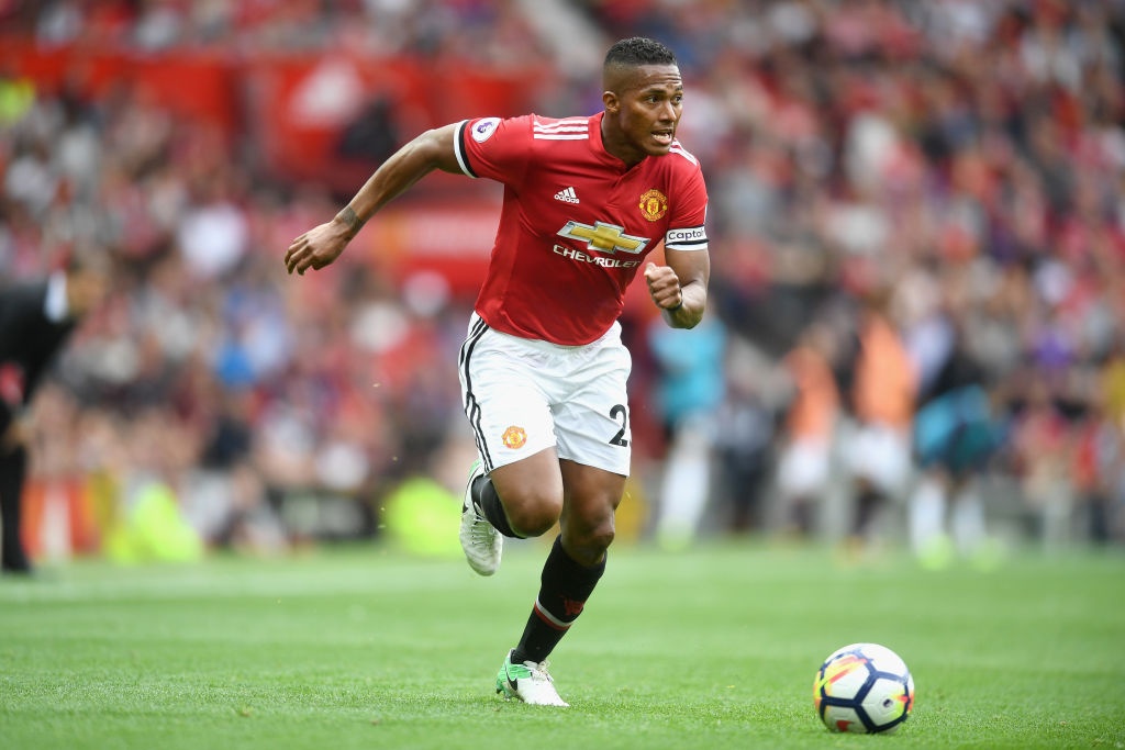 Nhung hau ve phai hang dau Premier League anh 9