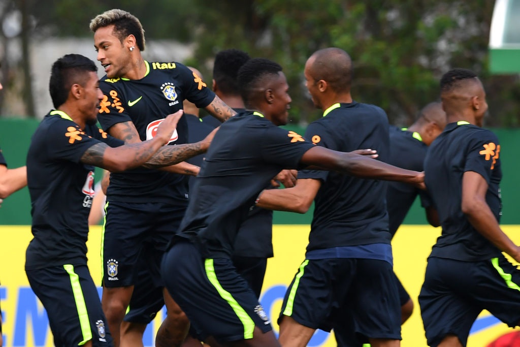 Neymar chụp cùng huyền thoại ‘Ro béo’ ảnh 4 Neymar chup cung huyen thoai ‘Ro beo’ anh 4