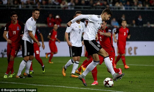 Arsenal nhận trái đắng khi mất Mustafi ảnh 2 Arsenal nhan trai dang khi mat Mustafi anh 2