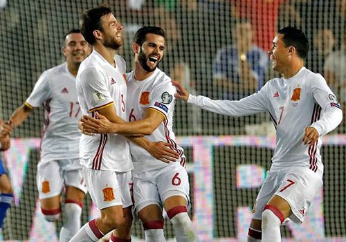 DT Tay Ban Nha bat bai khi du vong chung ket World Cup 2018 hinh anh