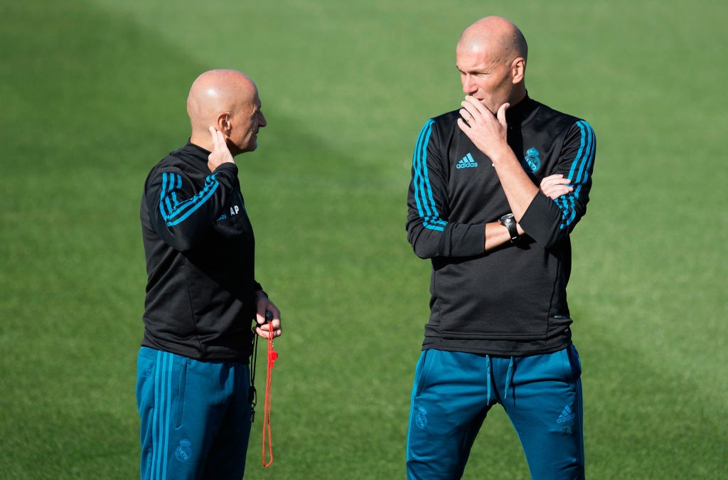 Ronaldo hao hung tap cung Benzema anh 9