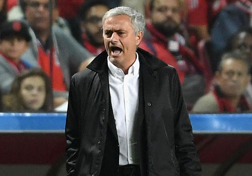 MU mao hiem danh mat ban sac duoi thoi Mourinho hinh anh