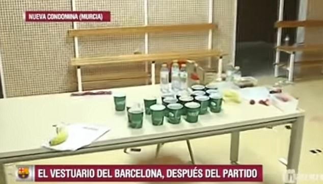 Cầu thủ Barca xả rác khắp phòng ảnh 4 Cau thu Barca xa rac khap phong anh 4