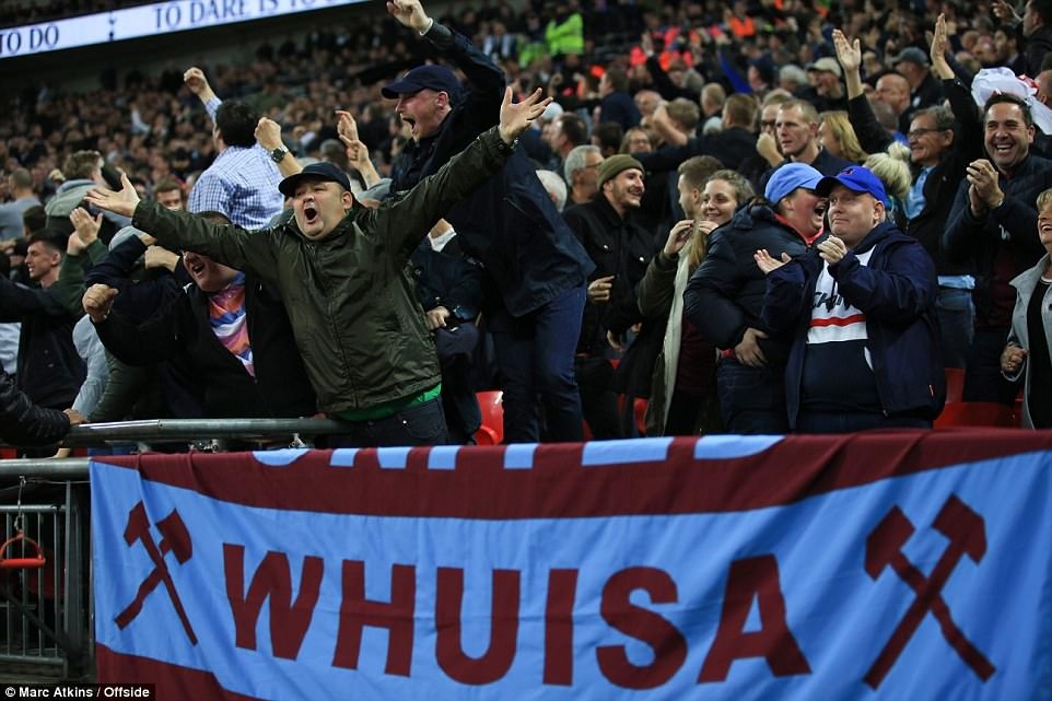 Tottenham thua ngược West Ham 2-3 ảnh 8 Tottenham thua nguoc West Ham 2-3 anh 8