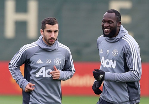 Mourinho tiet lo MU choi toc do nhanh khi gap Tottenham hinh anh