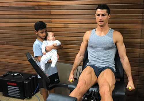 Ronaldo: 'Day con de tro thanh so 1 can tai nang, ren luyen va dam me' hinh anh
