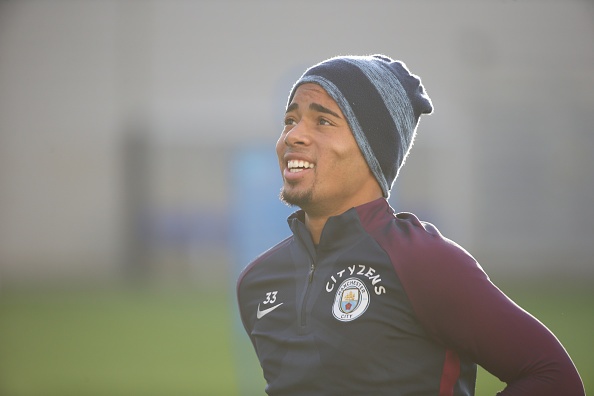 Guardiola thua nhan Man City kho thang Napoli anh 3