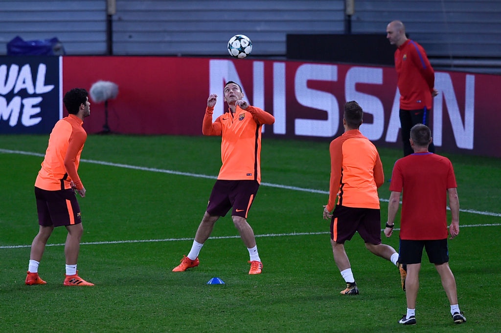 HLV Barca hao huc doi dau doi cu anh 8