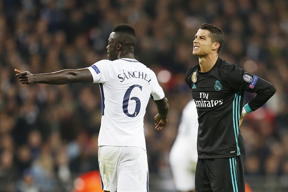 Ronaldo không ký hợp đồng mới với Real ảnh 1 Ronaldo khong ky hop dong moi voi Real anh 1