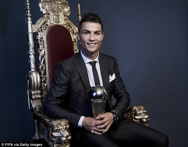 Ronaldo kém Messi về hiệu quả ghi bàn ảnh 1 Ronaldo kem Messi ve hieu qua ghi ban anh 1