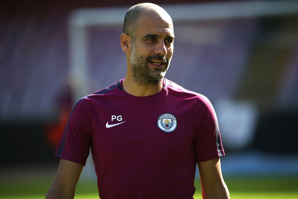 Lo ngai Arsenal, HLV Guardiola khong cho hoc tro nghi tap hinh anh