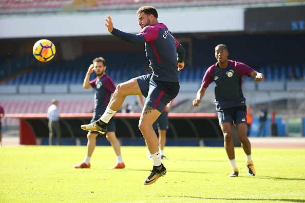 Guardiola khong cho hoc tro nghi ngoi anh 10