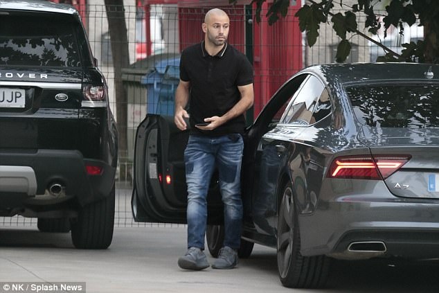 Sao Barca mừng sinh nhật con trai Messi ảnh 3 Sao Barca mung sinh nhat con trai Messi anh 3