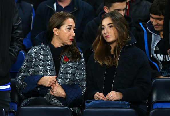 Mourinho hanh phuc mung sinh nhat con gai anh 6