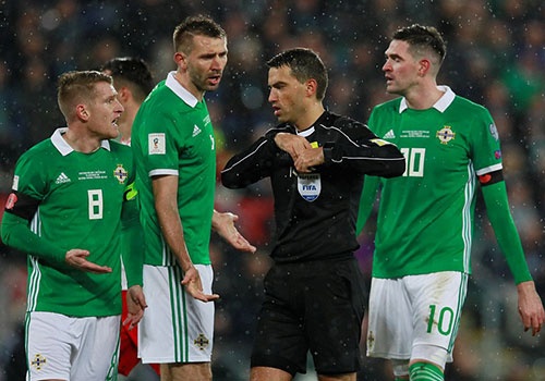 Trong tai mac sai lam, DT Thuy Si cham tay vao ve World Cup 2018 hinh anh