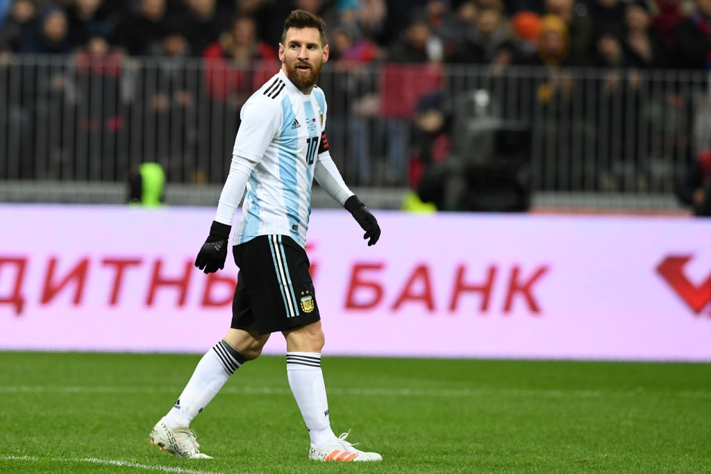 Aguero giup Argentina thang Nga 1-0 anh 9