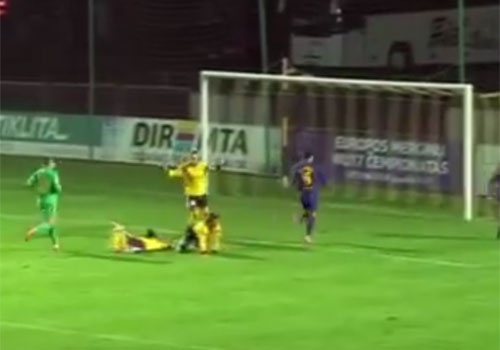 3 nu cau thu khong the ghi ban vao luoi Barca hinh anh