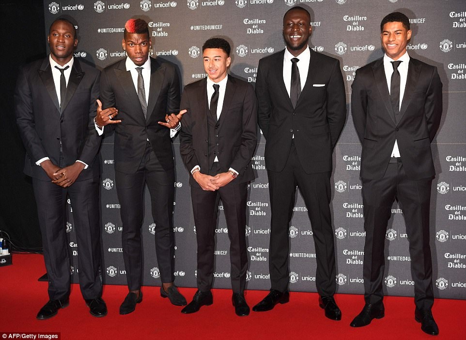 Sao MU du buoi gay quy tu thien anh 1