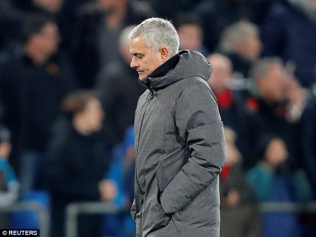 MU đáng lẽ dẫn 5-0 sau hiệp 1 ảnh 1 MU dang le dan 5-0 sau hiep 1 anh 1