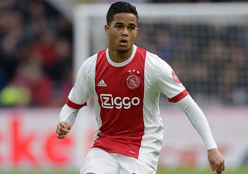 Con trai huyen thoai Kluivert ghi hat-trick an tuong hinh anh