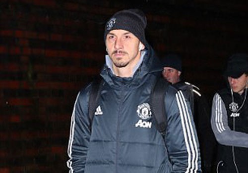 Ibra, Pogba cang thang truoc vong 14 Premier League hinh anh