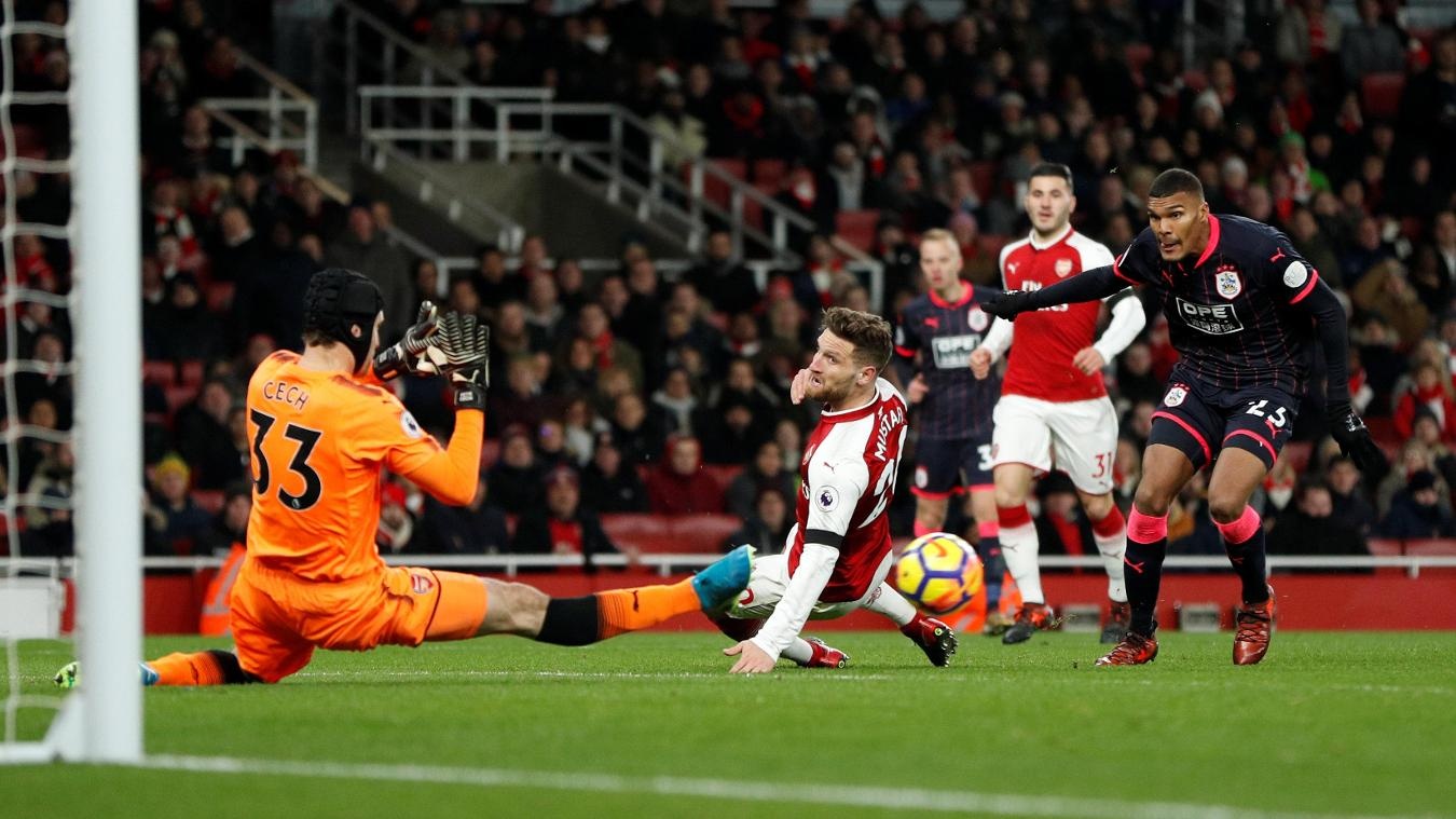 Arsenal thang tran thu 12 o Emirates anh 10