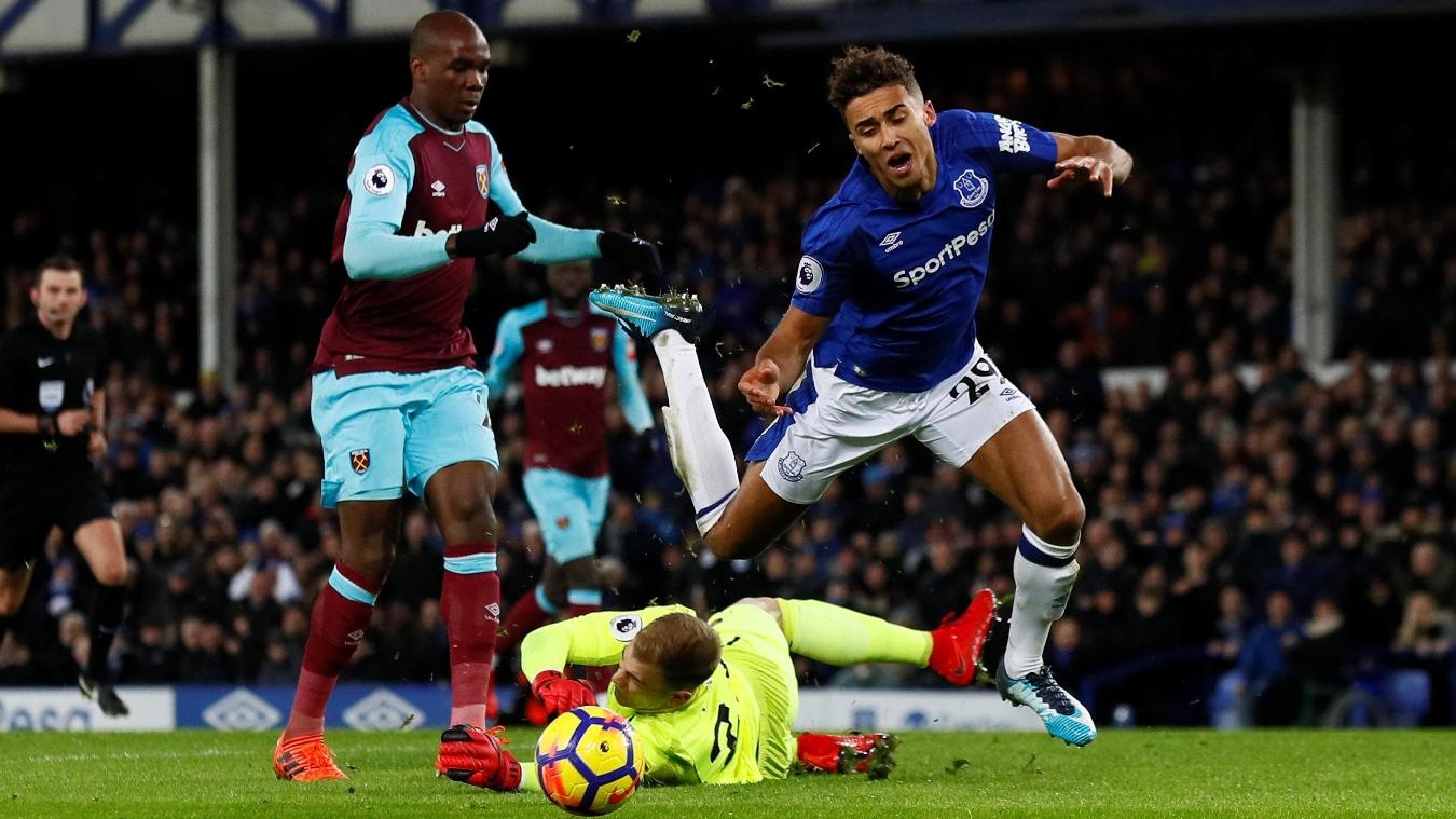 Rooney lap hat-trick dau tien cho Everton anh 4