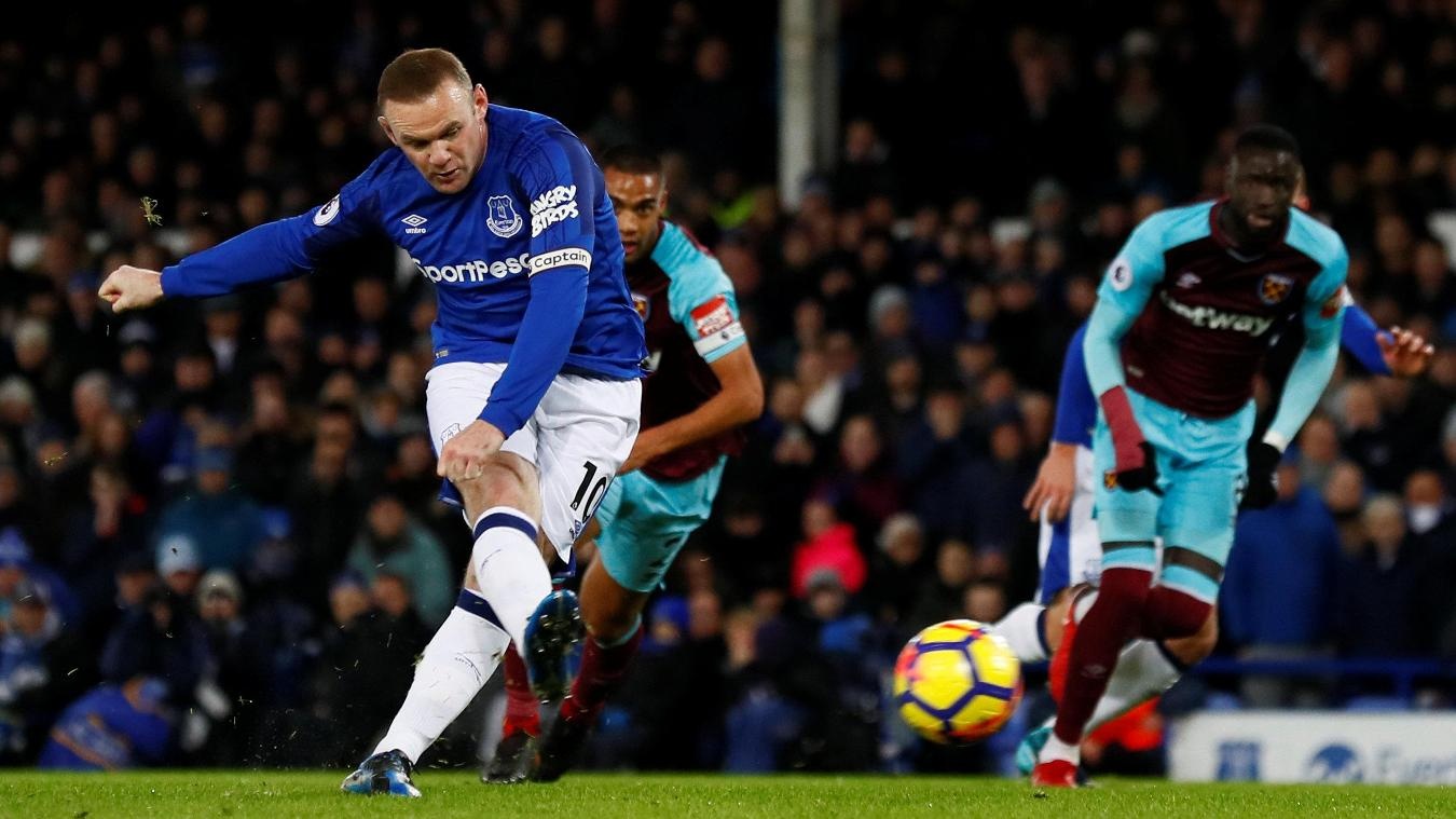 Rooney lap hat-trick dau tien cho Everton anh 5
