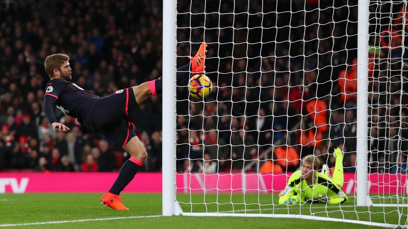 Arsenal thang tran thu 12 o Emirates anh 8